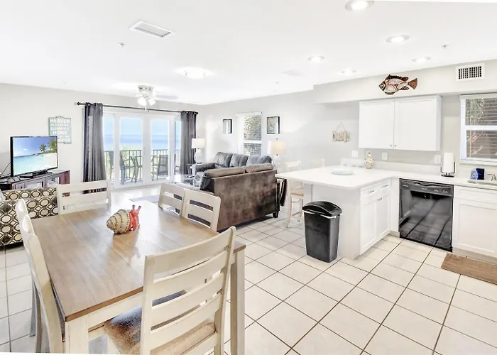 Oceanfront Oasis With Private Elevator *